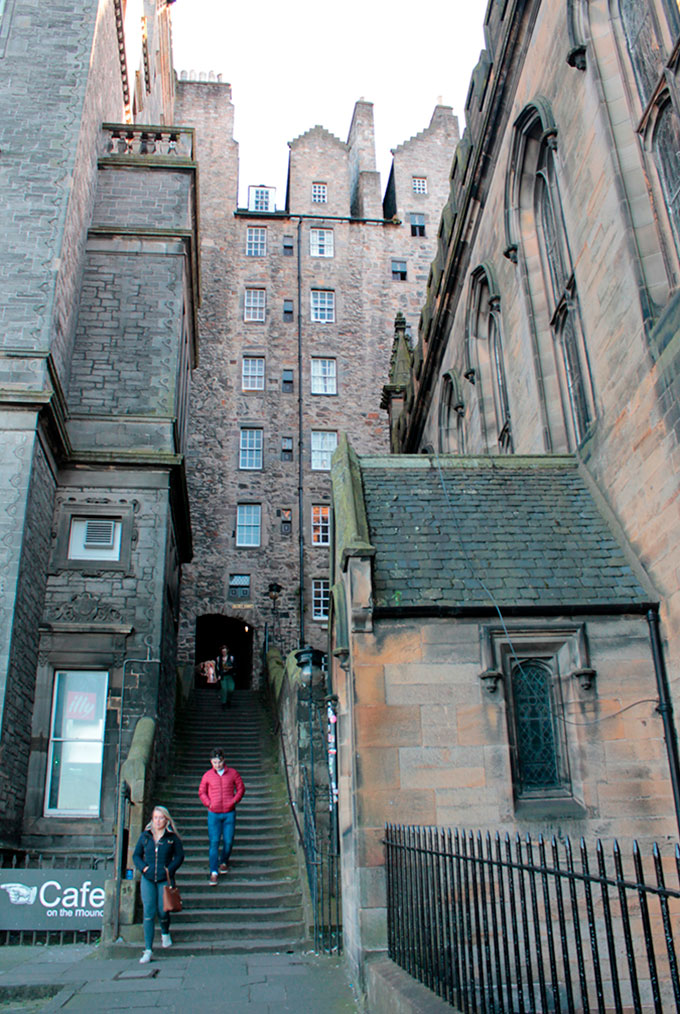 Close em Edimburgo